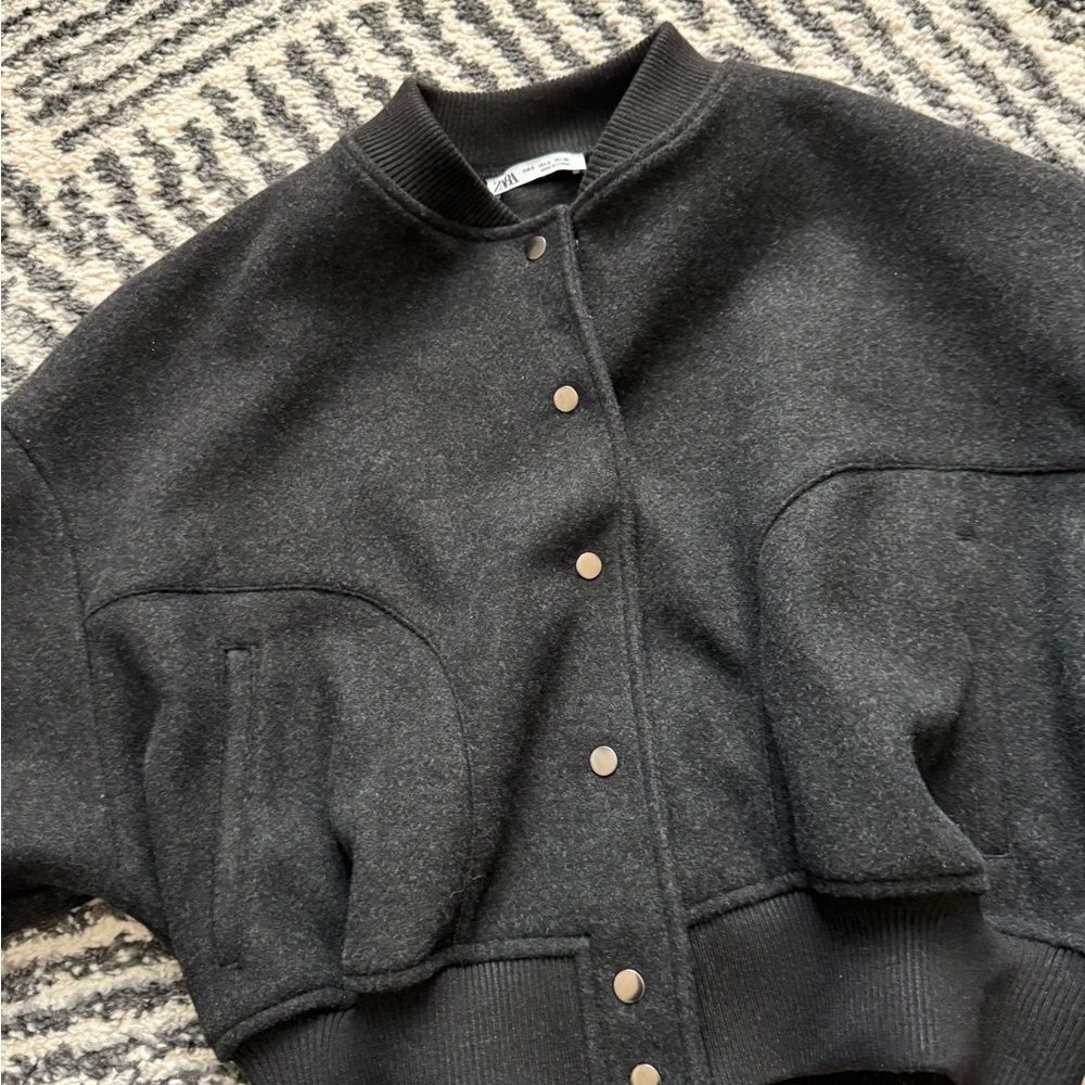 Zara bomber jacket - Picture 3 of 4